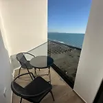 Apartment 3a 1 *